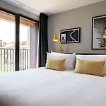 Staycity Centre Отель 3*