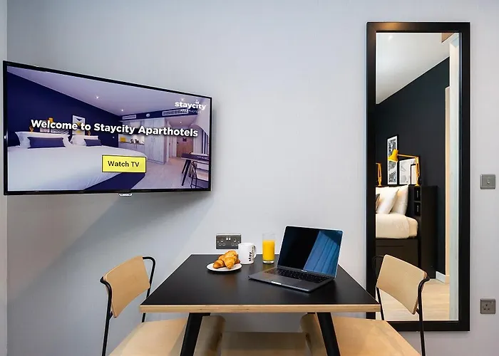 Staycity Centre Hotel