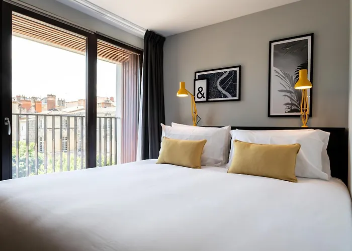 Staycity Centre Hotel