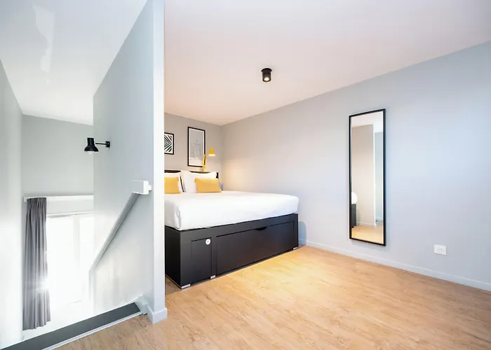 Staycity Centre Hotel