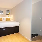 Staycity Centre فندق 3*