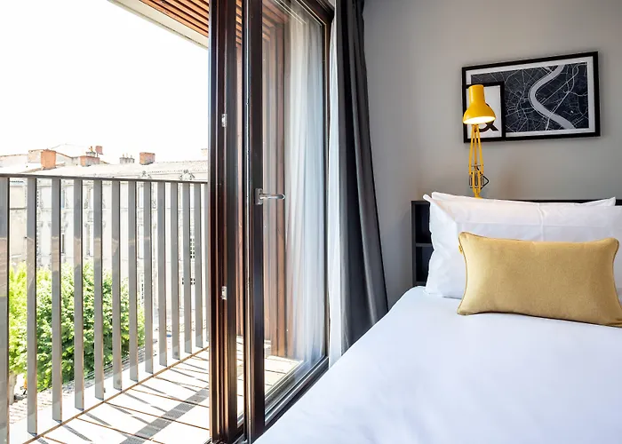 Staycity Centre 3* Bordéus