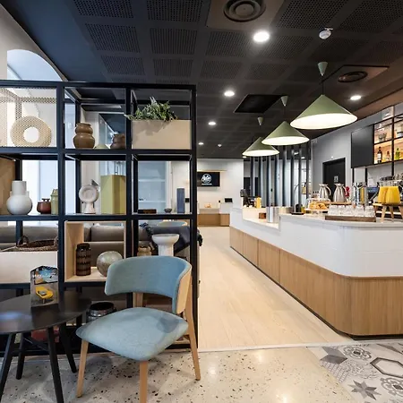 Staycity Centre Hotel